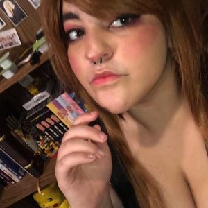 Meet your Posher, Marissa